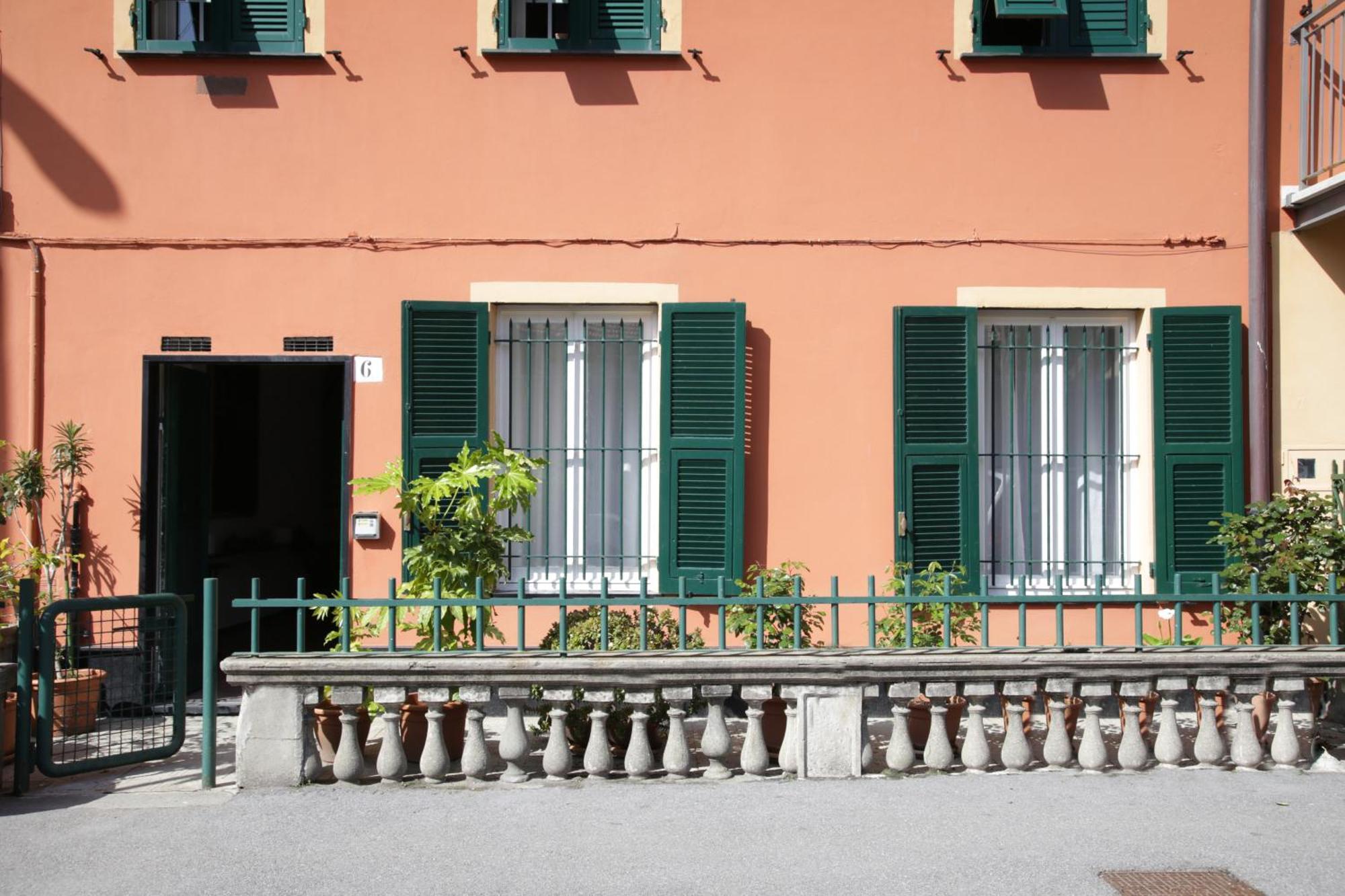 Posidonia Casa Al Mare In Citta Lägenhet Genua Exteriör bild